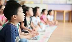 孩子在幼儿园暖心的瞬间